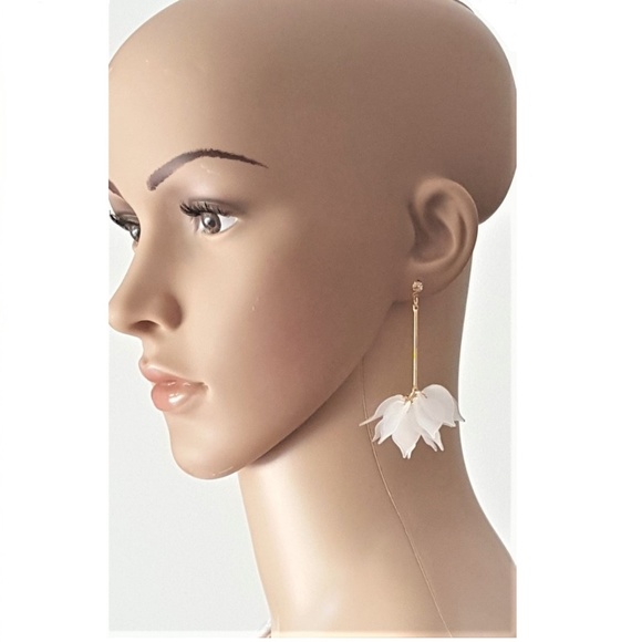 Acrylic White Flower Drop Earrings with Crystal - Picture 5 of 5